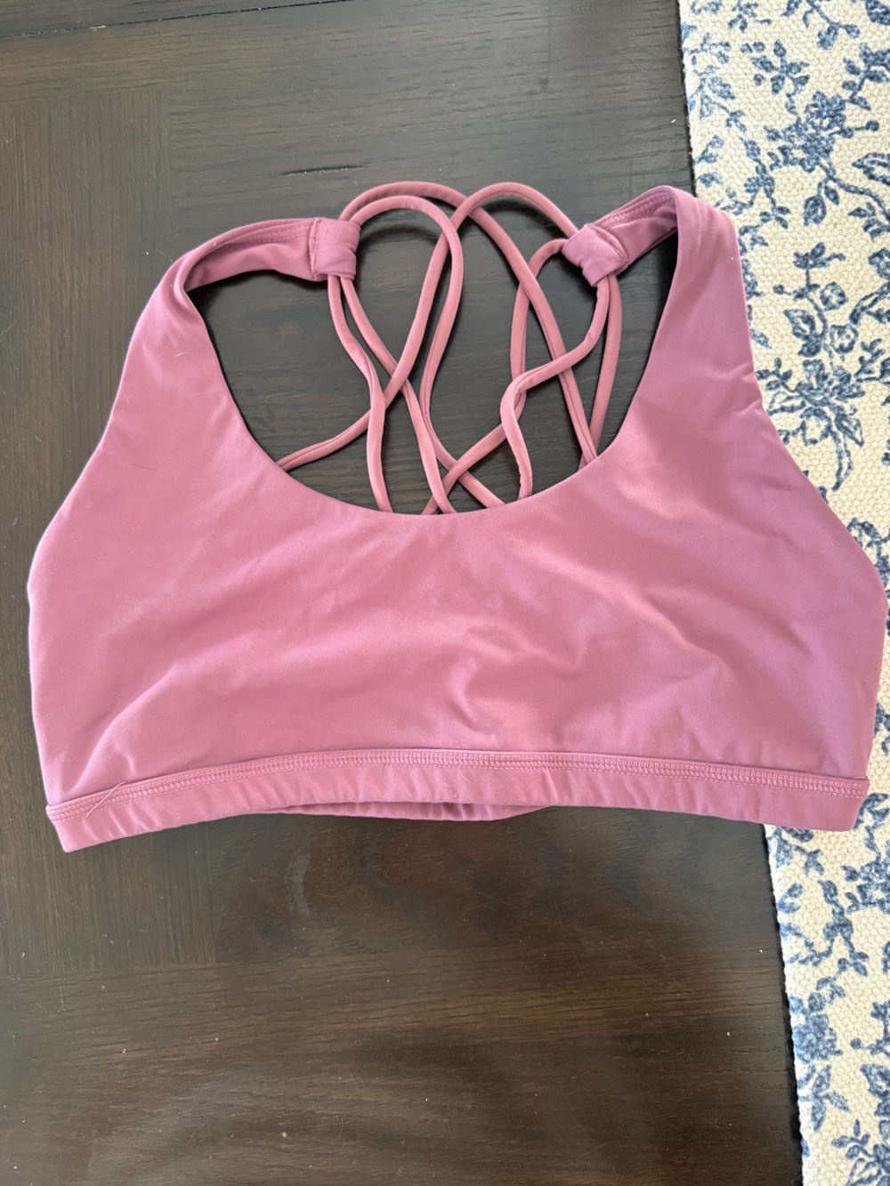 Lululemon Free To Be Wild Sports Bra Size 4 Pink